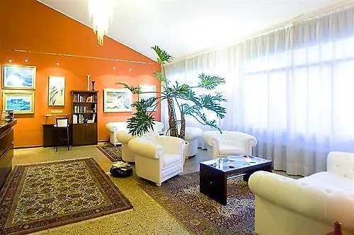 Hotel Ristorante Giordano Cavernago 3*,  Italy